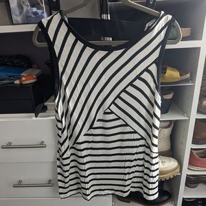 Cabi Diagonal tank. EUC Size Medium
